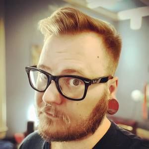 Meet your Posher, Quincy